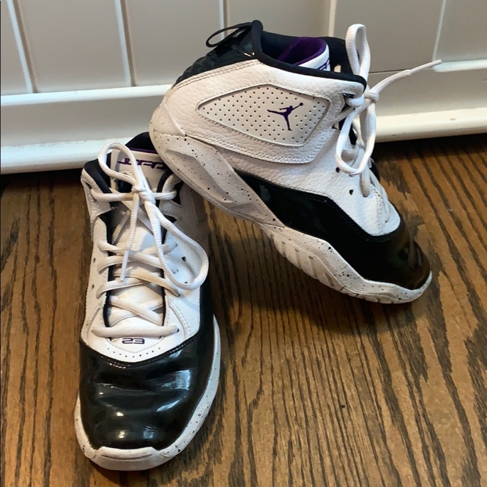 Black and White Jordan’s